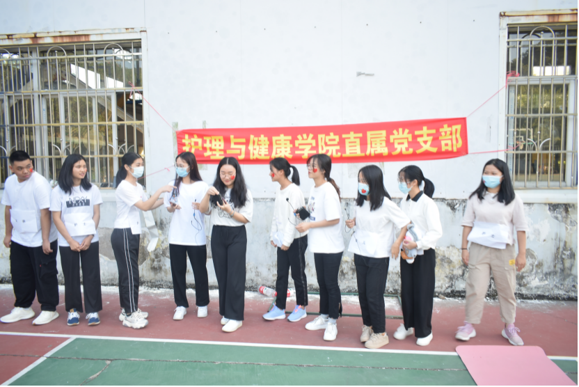 7da1a87a6674419d9e2556e34866121b.gif image.gif